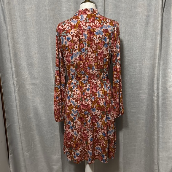 NWT Time & Tru Dress-Sz XS (0-2)-Long Sleeve Floral-Pinks/Blues/Maroon-V Neck - Picture 3 of 15